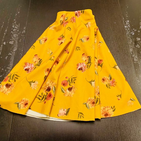 Sunflower Skirt - Picture 1 of 1